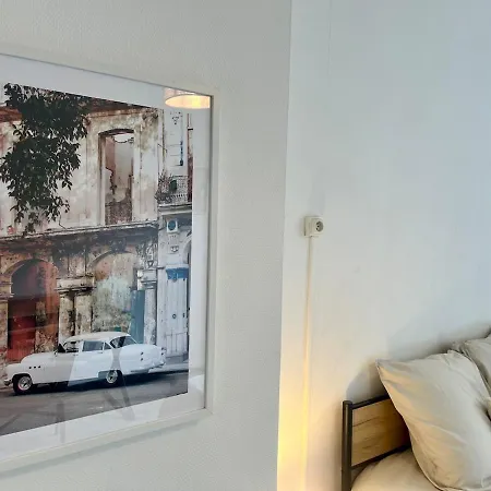 Korneille Apartment *