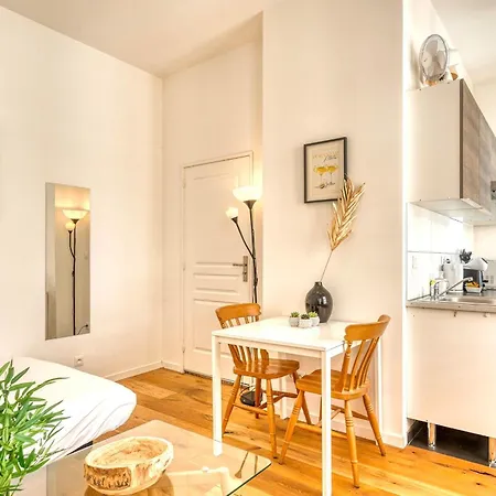 Le Martini - Agreable Au Brotteaux Metro B Apartment