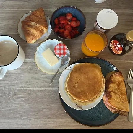 Fifa-lodge & Breakfast