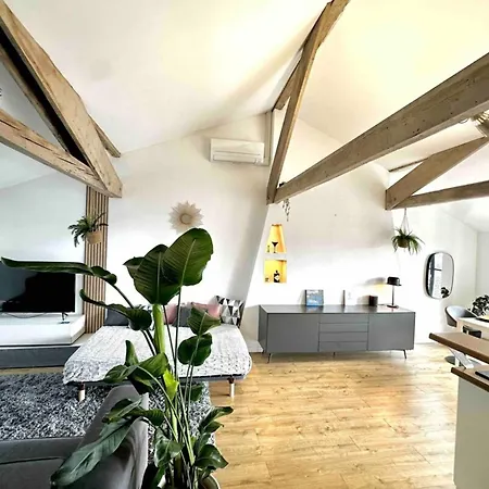 Skyline-vitton Loft72 Apartment