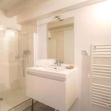 Spacieux, Proche Gare, 3e Apartment *