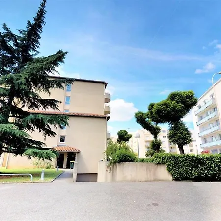 Grange Blanche 1 *