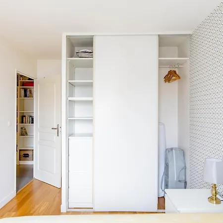 8 Beautiful, Bright And Quiet Lyon