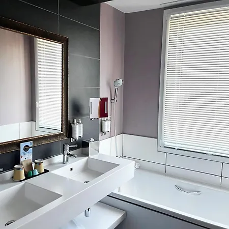 Mercure Centre - Gare Part Dieu 4* Lione
