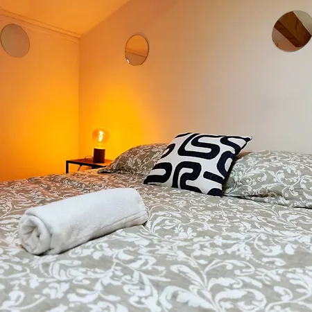 Willow Apartment *
