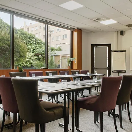 Hotel Chromatics & Restaurant Hill Club By Happyculture Lione