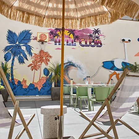 Chromatics & Restaurant Hill Club By Happyculture Hotel Lione