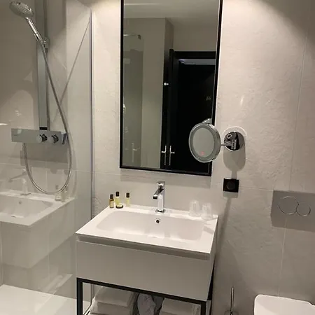 Hotel Le Roosevelt