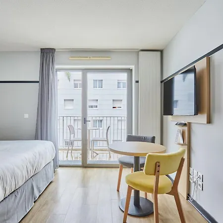 Aparthotel Appart'Hotel Odalys City - Lyon Centre Confluence 3*