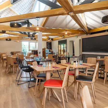 Ibis Lyon Est 3*