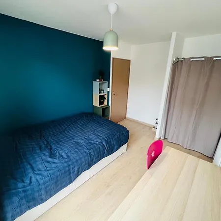 Maison Familiale Avec Jardin 8eme