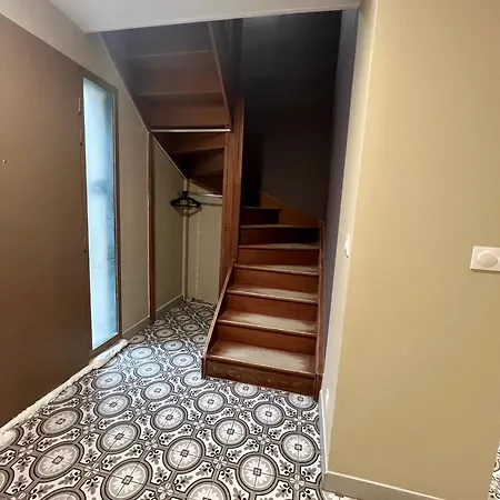Maison Familiale Avec Jardin 8eme Villa