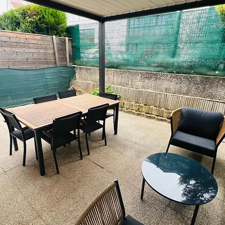 Maison Familiale Avec Jardin 8eme * Lyon