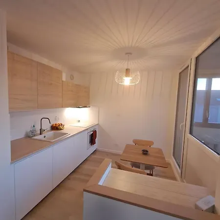 Apartment Le Lumiere - Balcony - 5min Part-dieu *