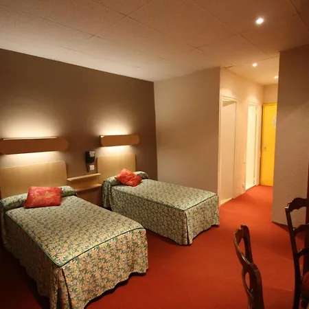 Hotel Logis L'ange Couronne Belleville-sur-Saône