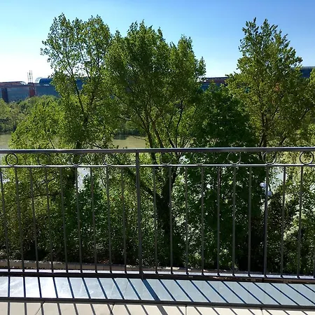 Cite Internationale Apartment