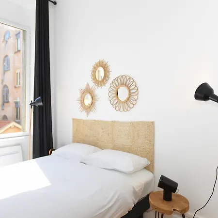 Appart' Sainte Clotilde Apartment *
