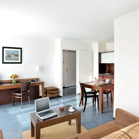 Appart'city Confort Vaise Ξενοδοχείο με διαμερίσματα 3*