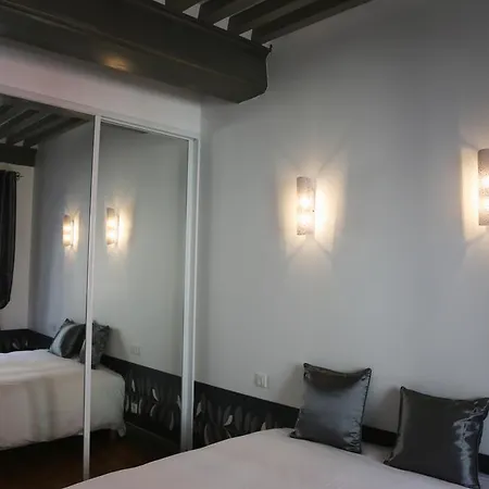 Apartment Cite Internationale *