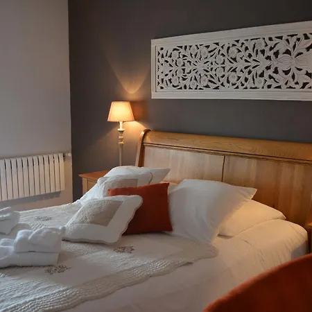 Chambre D'hotes La Paravent Bed & Breakfast