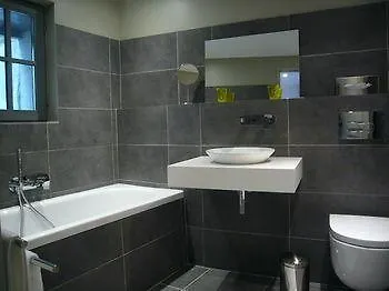 Bed & Breakfast Le Jardin De Beauvoir Lyon