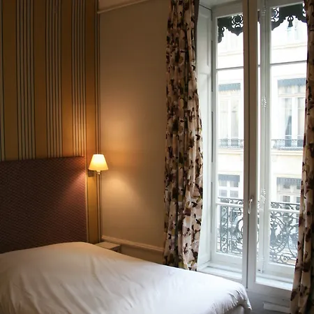 Vaubecour - Centre Ainay - Perrache Hotel 2*