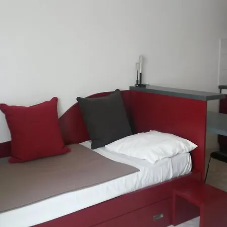 Appart hôtel Bed In City - Le Virgile 3*