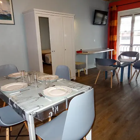 Avy Bellecour 2* Lyon
