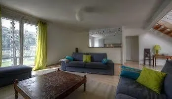 Apartment Ambiance - Confluence *