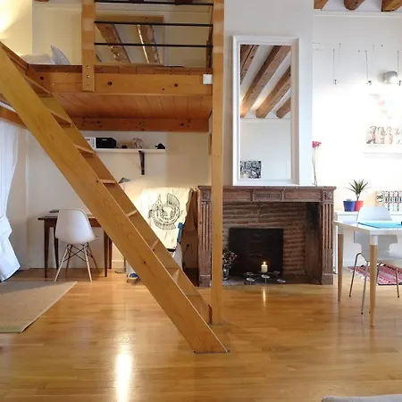 Riva Lofts And Suites Hotell 2*