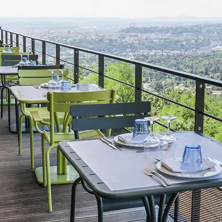 L'ermitage Cuisine-a-manger 4* 생시르 오몽 도르