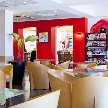 Ibis Lyon Est Hotel Bron