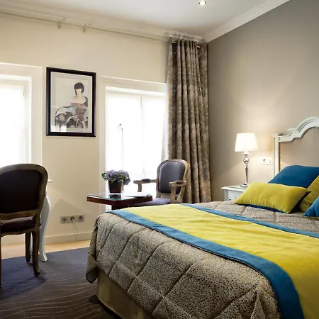Hotell Grand Des Terreaux 4*