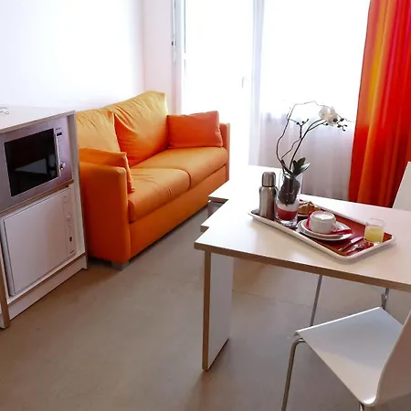 Montempo Cite Internationale Hotel