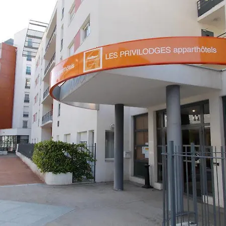 Aparthotel Privilodges Lumiere 3*