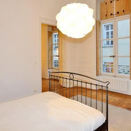 Ambiance - Duplat Apartment