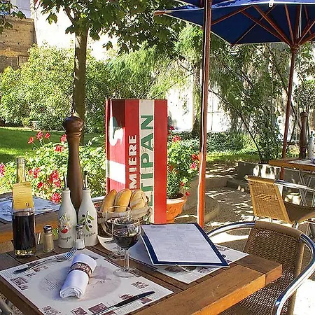 Ibis Styles Centre Confluence Ξενοδοχείο 3*