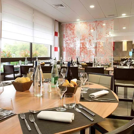 Hotel Novotel Centre Part-dieu 4*