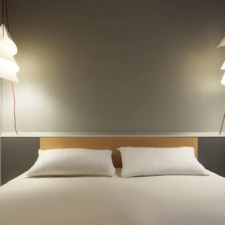 Hotel Ibis Gerland Musée Des Confluences Lyon