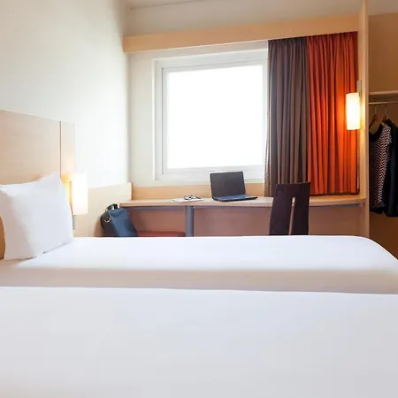 Hotel Ibis Gare Part Dieu 3*