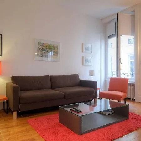 Riva Lofts And Suites Hotell 2*
