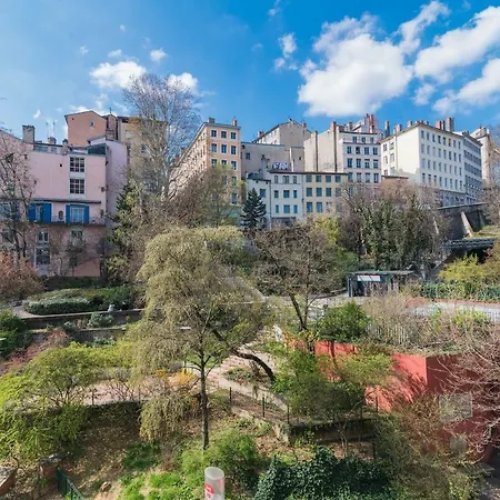 Hostel Slo Les Pentes (adults Only) Lyon