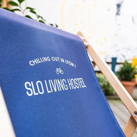Slo Saxe Ostello *
