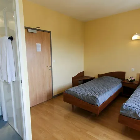 Centre Jean Bosco Hotell 5*