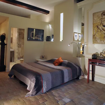 D'hotes Artelit Apartment