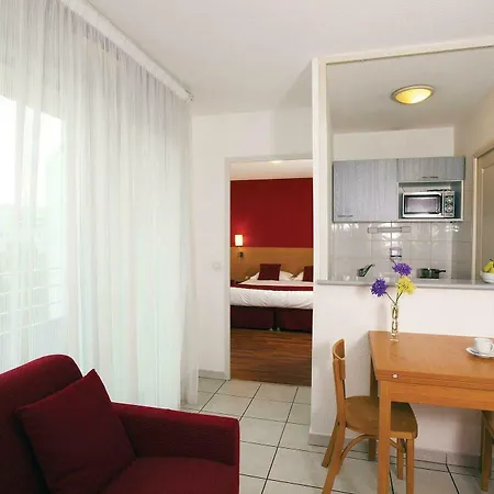 Sejours & Affaires Park Lane