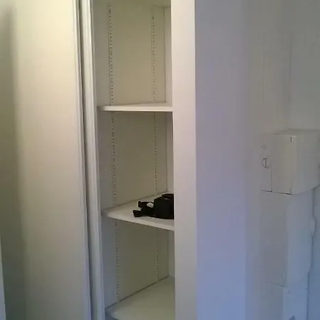 Saint Clair Cite Internationale Apartment *