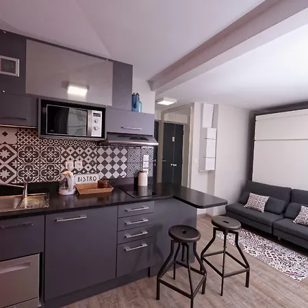 Apartment At In *