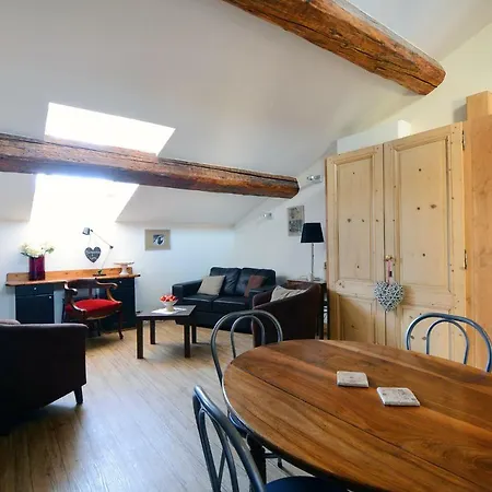 Meuble De Charme Apartment Lyon
