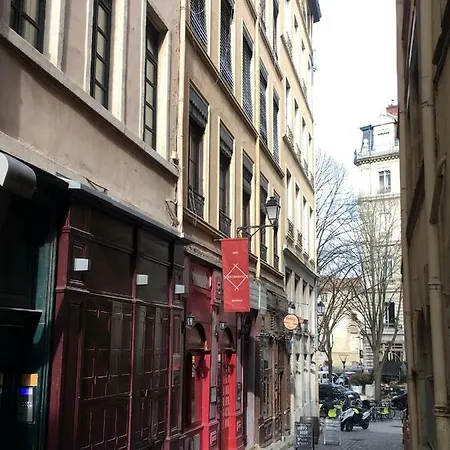 Standing Historic Appartement *